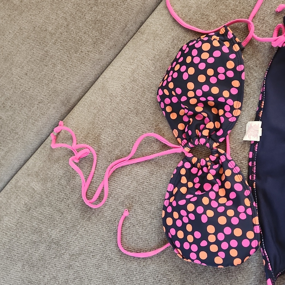 Bathing suit - Picture 2 of 5